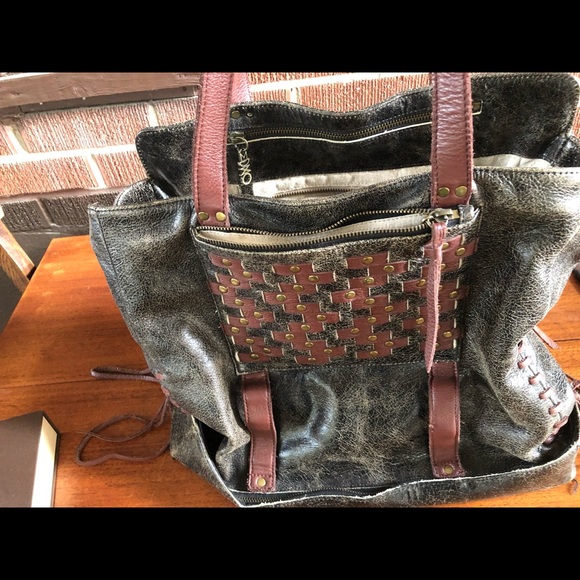 Muxo Extra Large Leather Tote - Picture 2 of 3